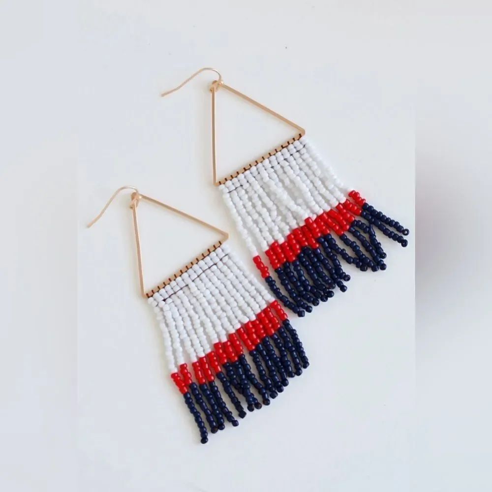 Beaded boho dangle earrings A365